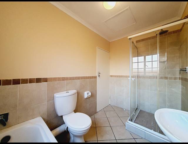 3 BEDROOM SIMPLEX TO LET IN NOORDWYK